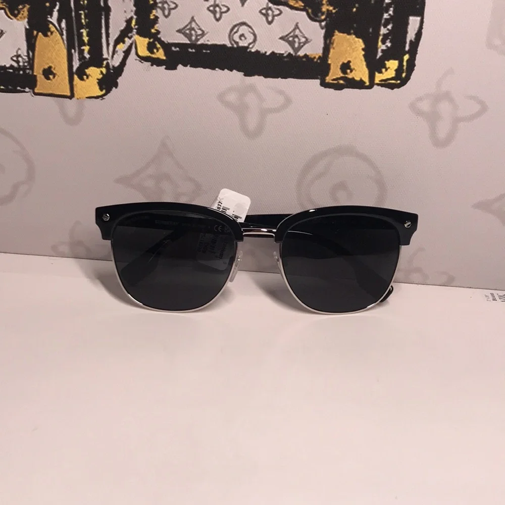 New Authentic Burberry BE4317 8351 Sunglasses